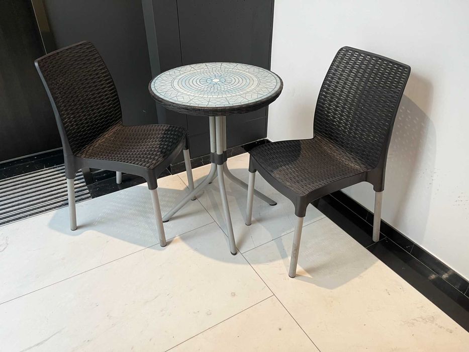 Masa cu scaune terasa