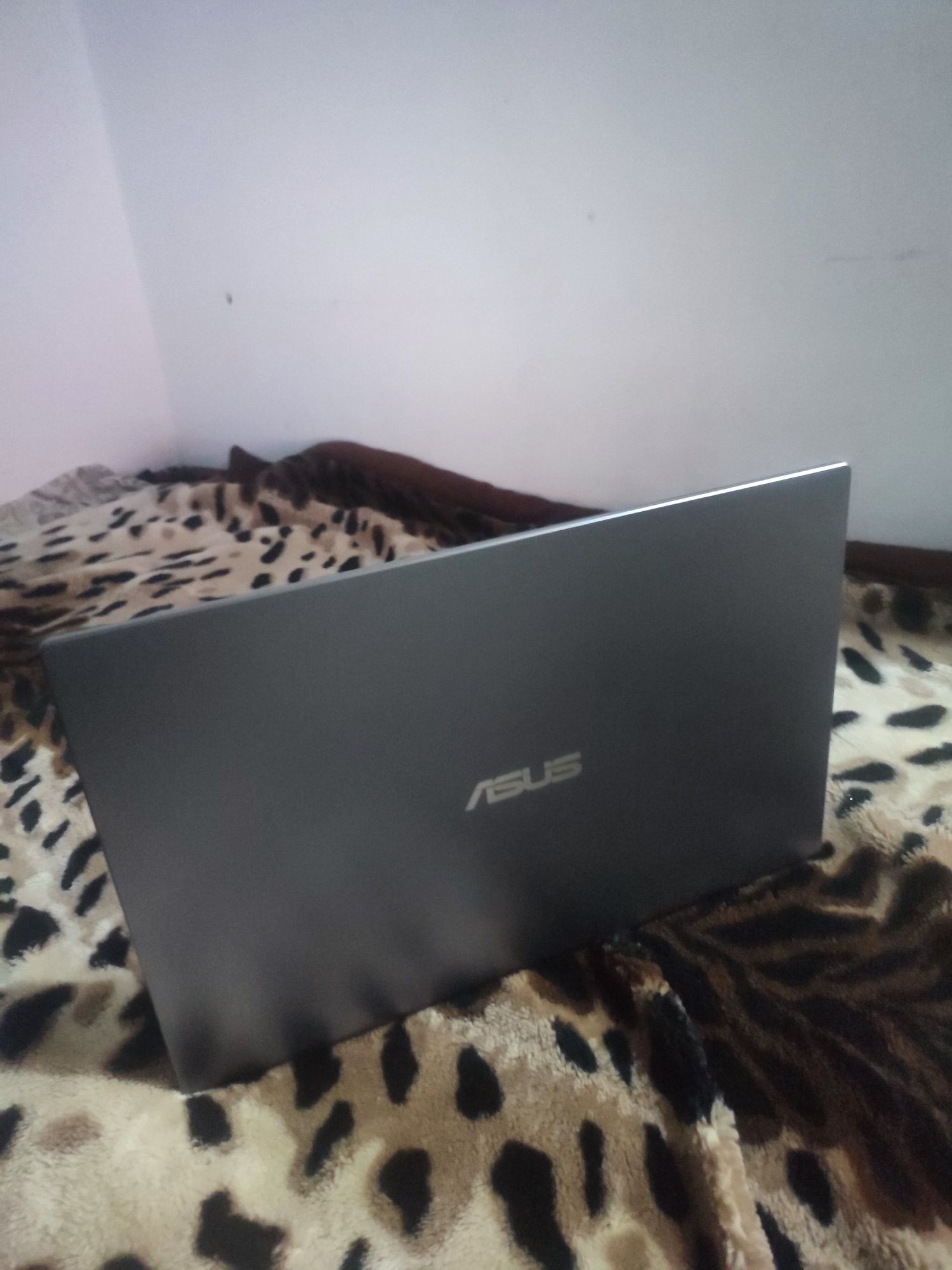 Нотбук ASUS laptop, HDMI