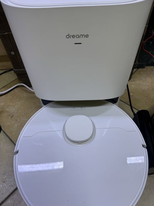 Робот пылесос. DreameBot D9 plus