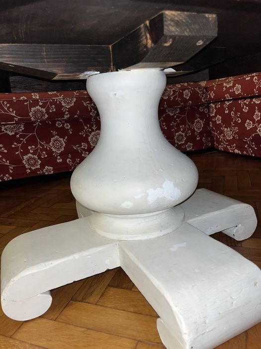 Трапезна маса и столове ,изцяло от естествено дъбово дърво