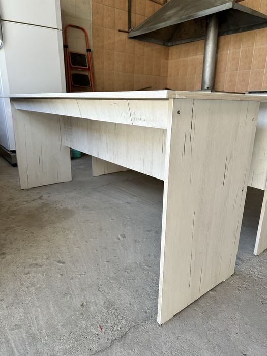 Продаётся стол для офиса , столы , парта , Stol мебель для офиса