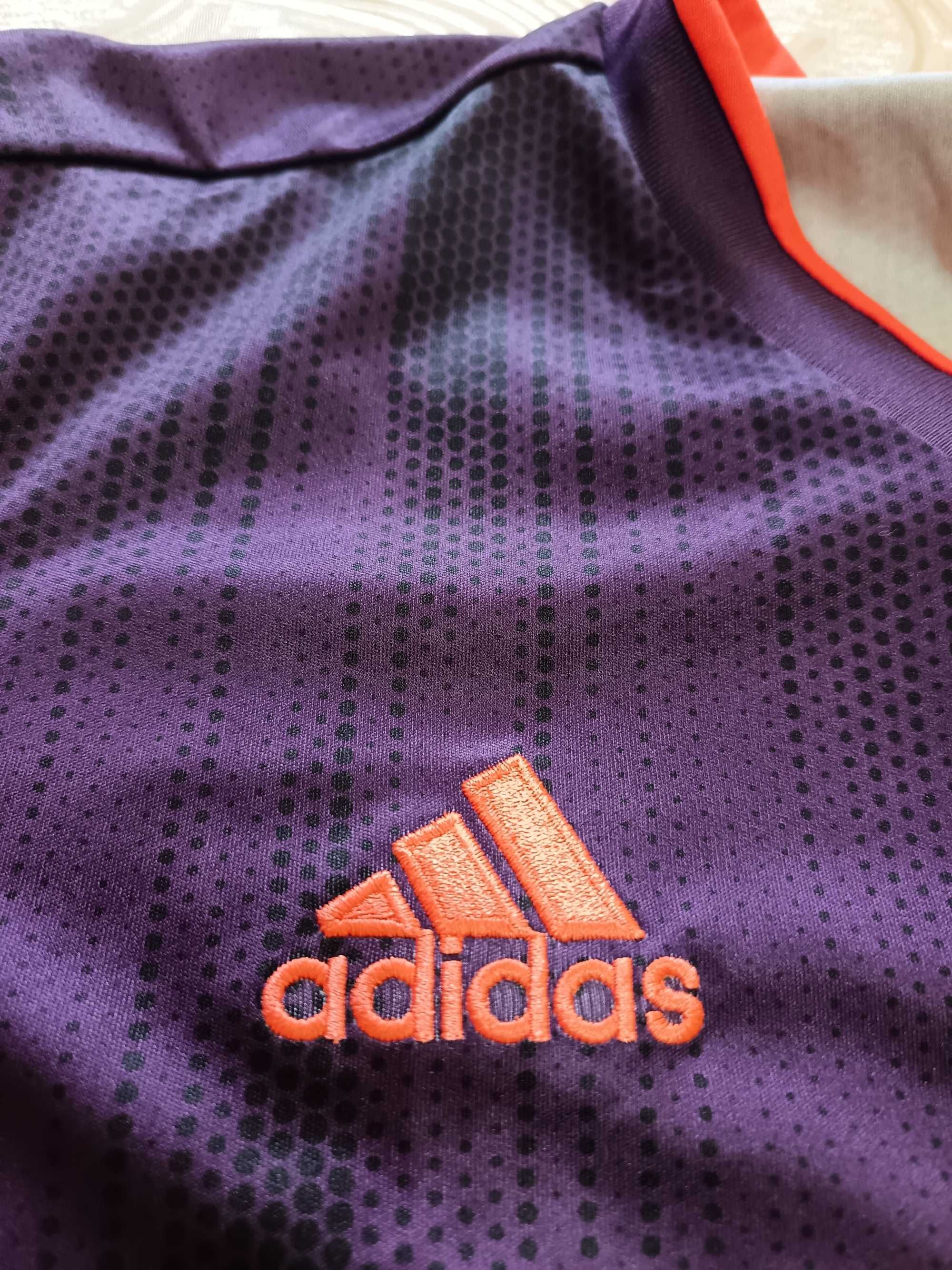Vând tricou Adidas Sport