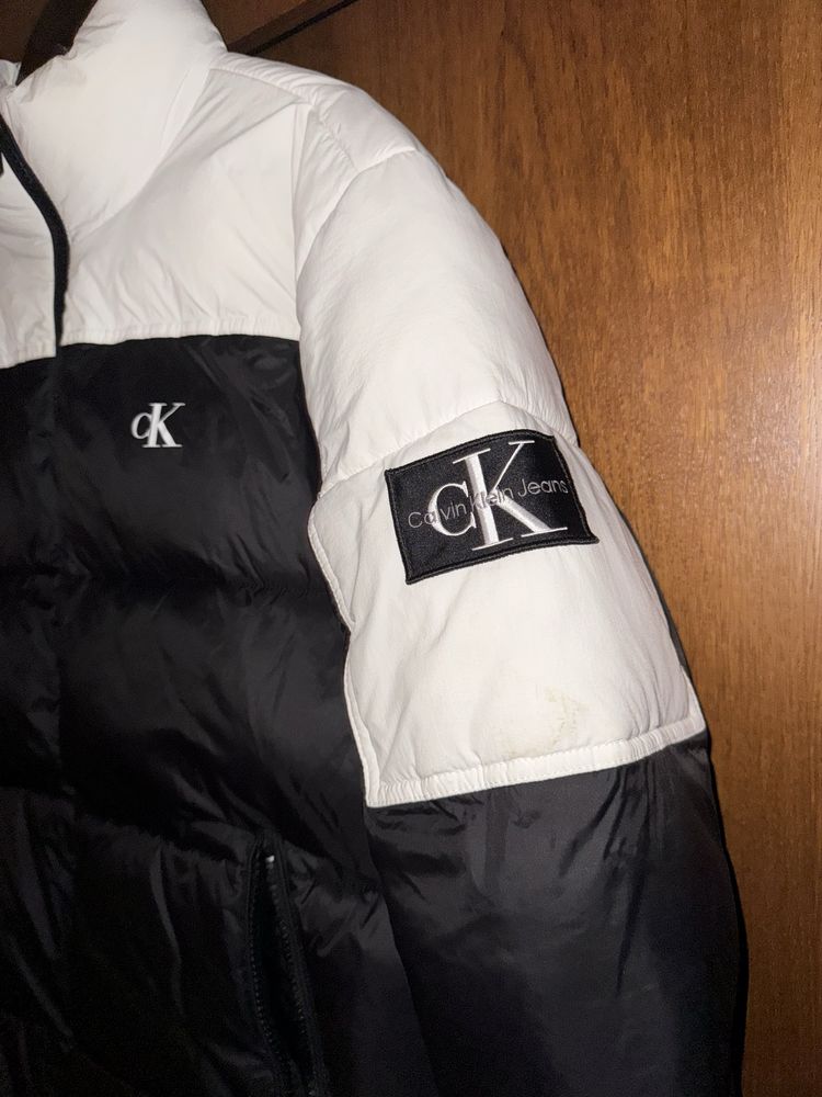 Яке Calvin Klein L