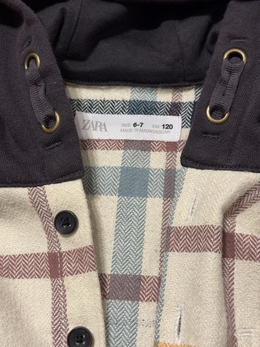 Jacheta tip camasa Zara