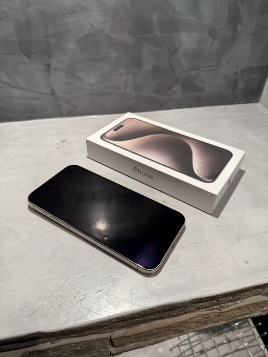 КАТО ЧИСТО НОВ Iphone 15 Pro Max 256 GB Natural