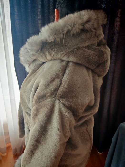 Луксозно палто от естествен косъм лисица – Max Mara