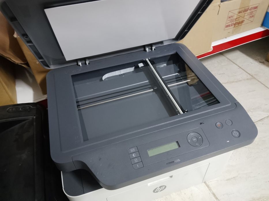 Принтер НР 135а чёрно-белый