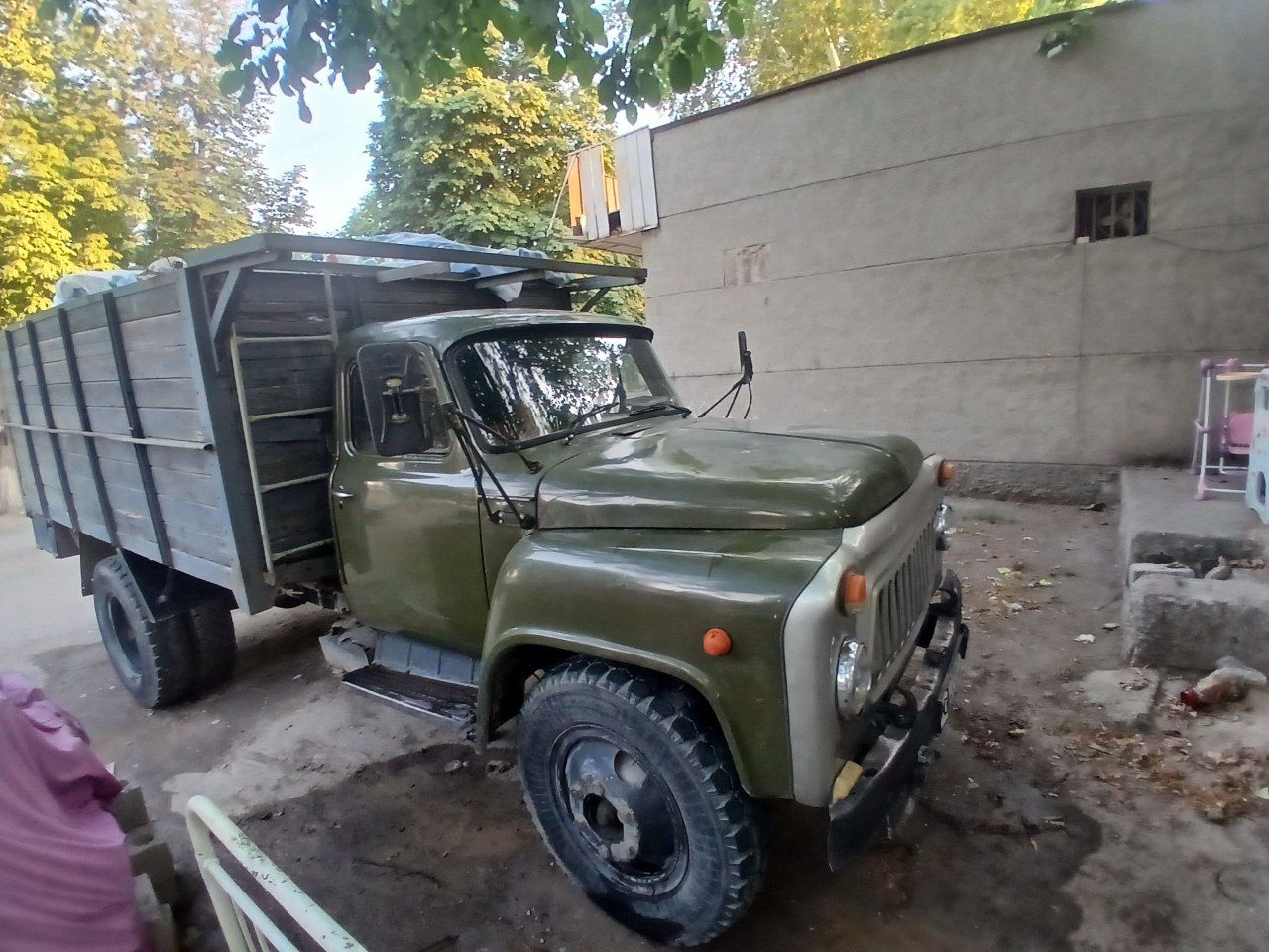 Gaz 53 moshinasi kafolati bilan