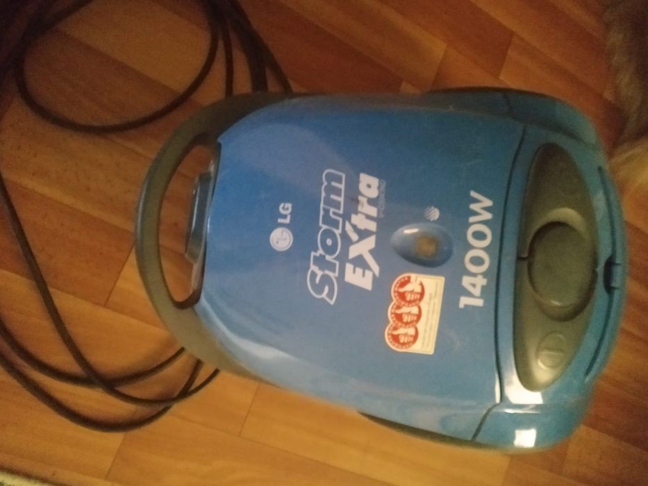 Пылесос. Техника для дома.