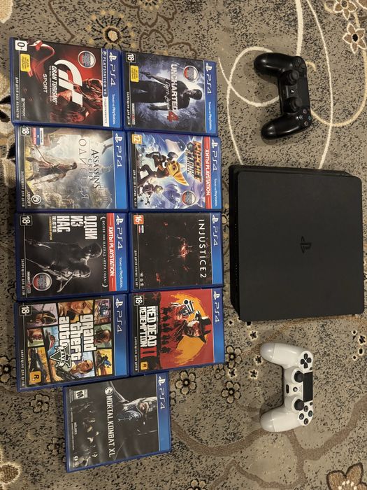 Ps 4  2 джостика  9 дисков