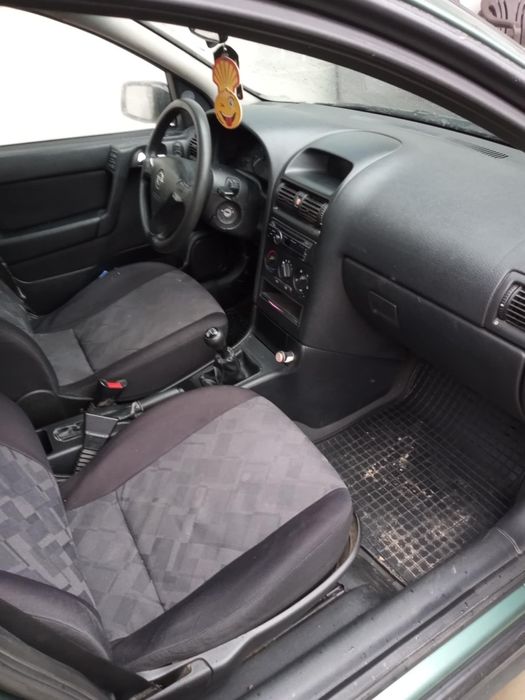 vând Opel Astra g