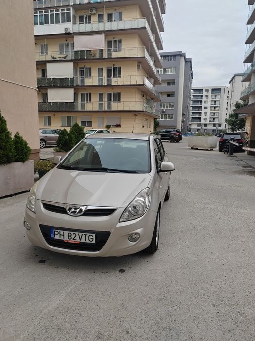 Vând Hiunday I20 proprietar