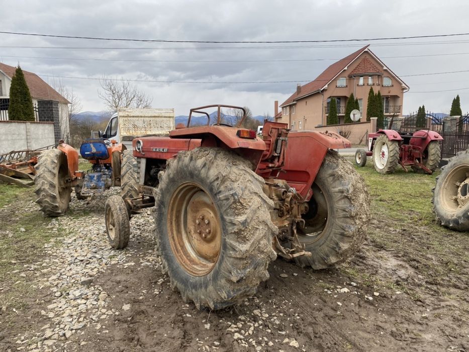 Dezmembrez ebro 160 tractor