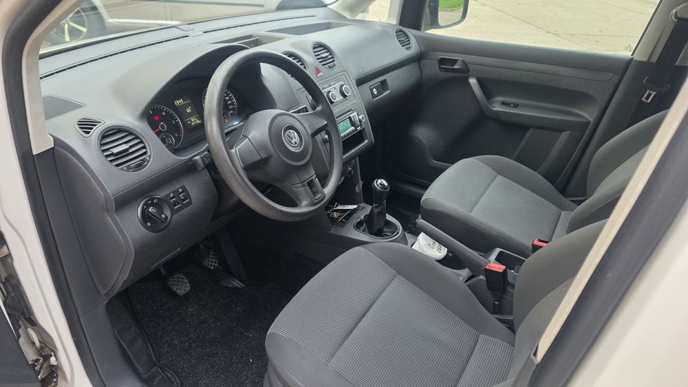 Vw caddy maxi  euro 5 pentru persoane cu handicap