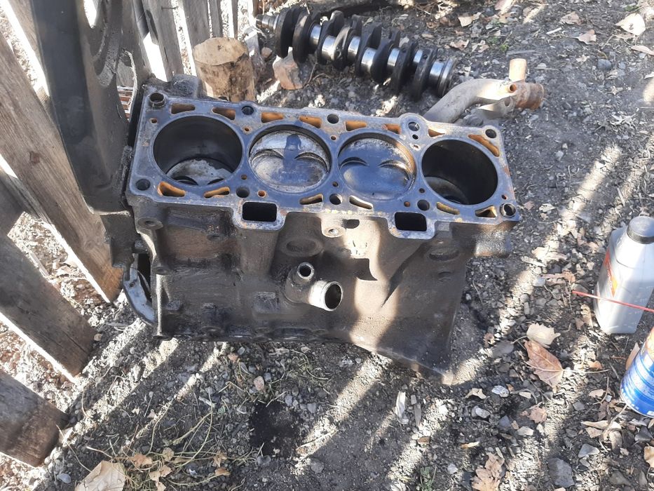 Двигатель 21083 , 1,5 объем