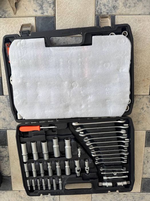 Продаётся набор инструментов модель 216