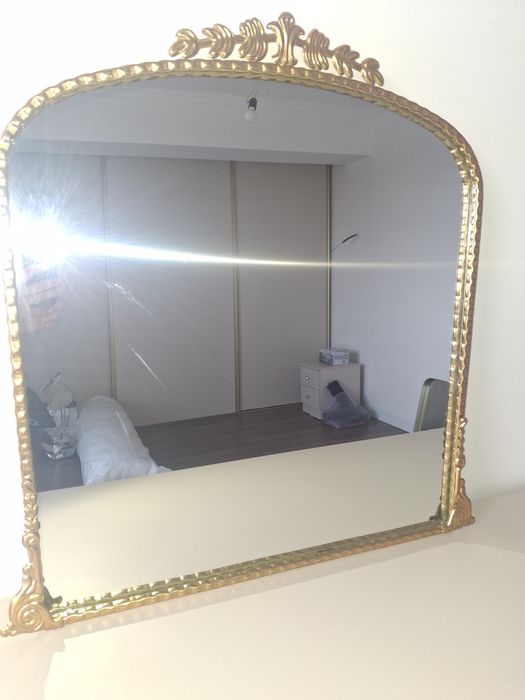 Oglinda clasic- modernă