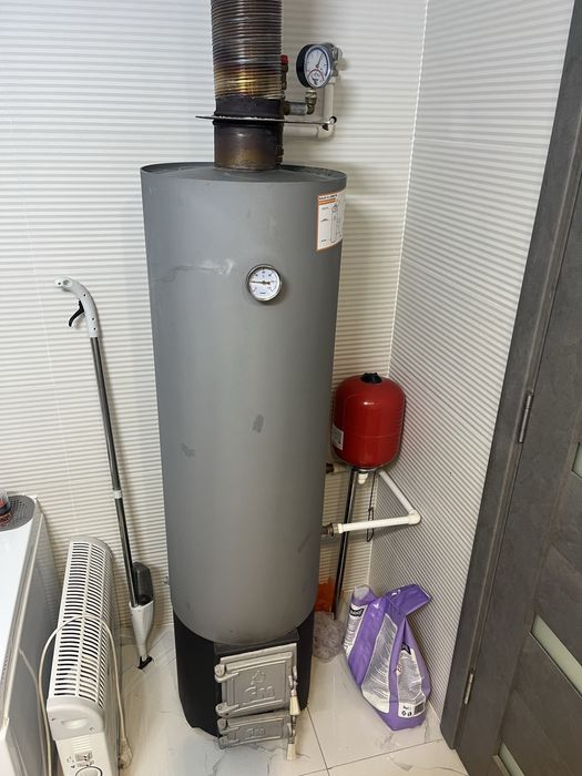 Boiler pe lemne de 120L