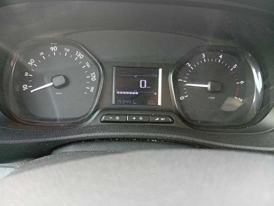 Vand microbuz Citroen Jumpy Space Tourer 8+1 locuri, recent din Franta