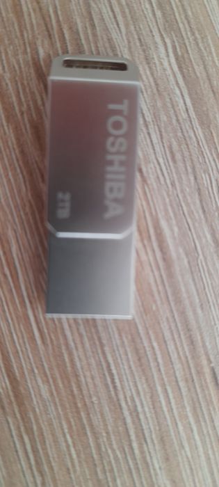 Stick USB 2 tb noi