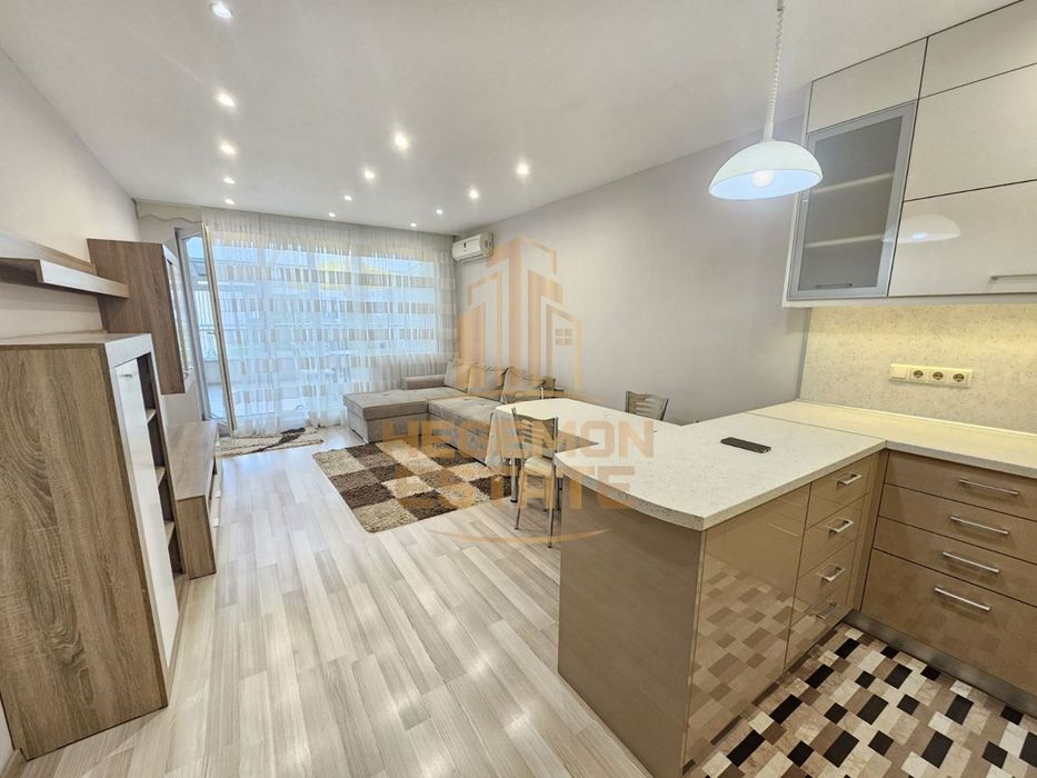 Продава се Двустаен апартамент в Варна, Възраждане 1 - 90 кв.м за 1867 €/кв.м - Снимка #2