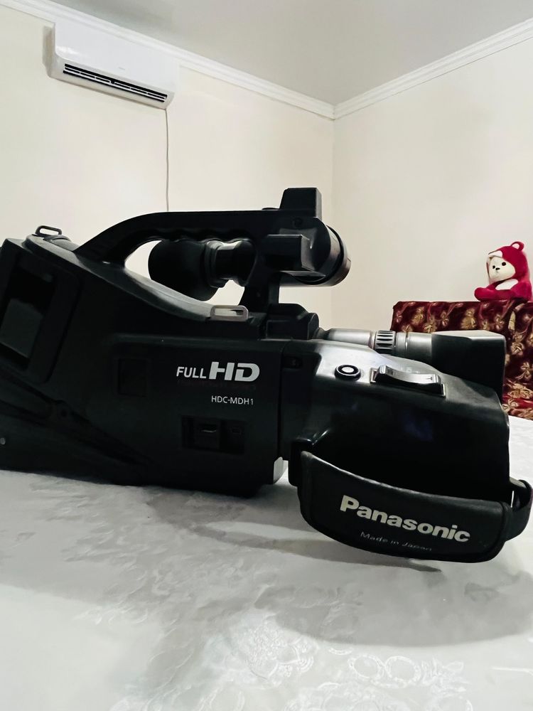 Camera Panasonic + Canon