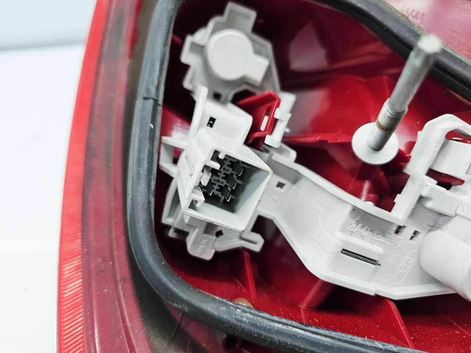 Stop aripa stanga Ford Fiesta 6 [Fabr 2008-2019] 8A61-13405-A