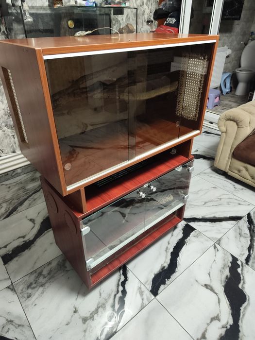 Vând terariu reptile terarii