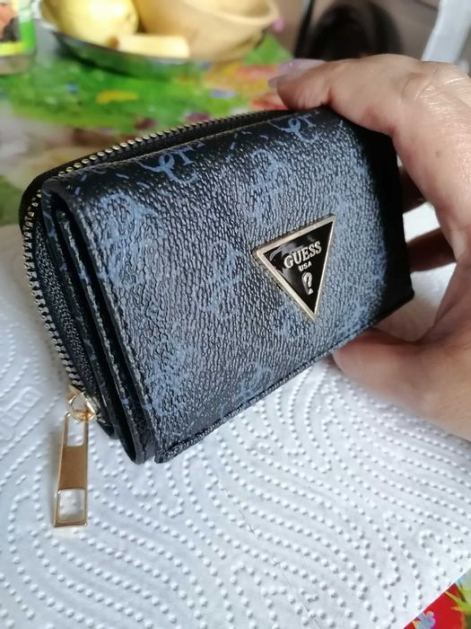 Set portofel damă și cercei