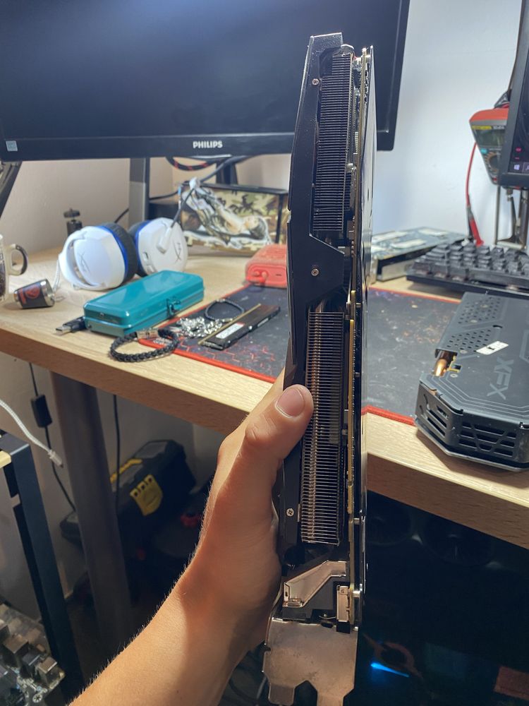 gtx 1070 strix si rx 580 8gb defecte