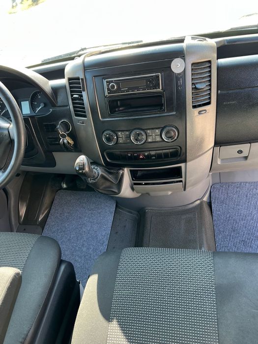 Mercedes Sprinter 131 CP 2013 9 locuri Extra Lung Climă față/spate