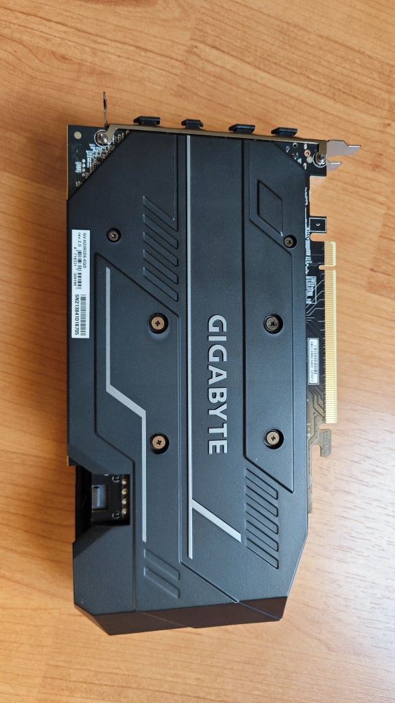 Видеокарта GIGABYTE GeForce RTX™ 2060 OC 6GB

Карта