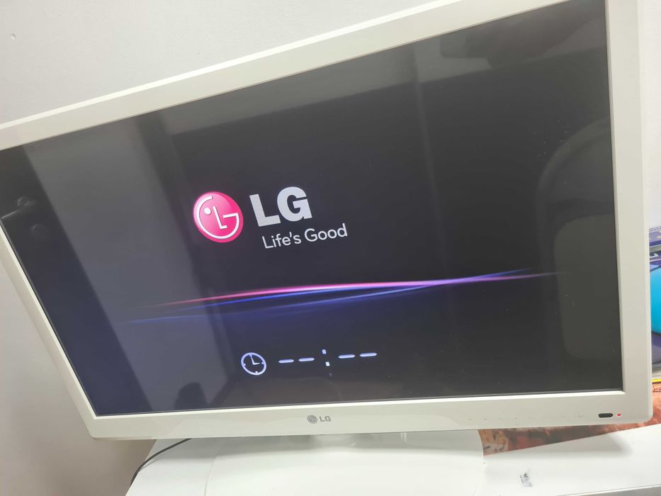 Televizor LED LG, 81cm, ALB / Full HD