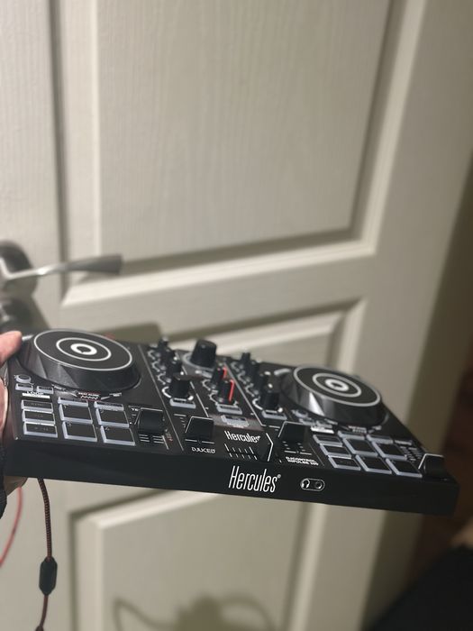 Dj Конзола Hercules ( Пулт, Контролер )