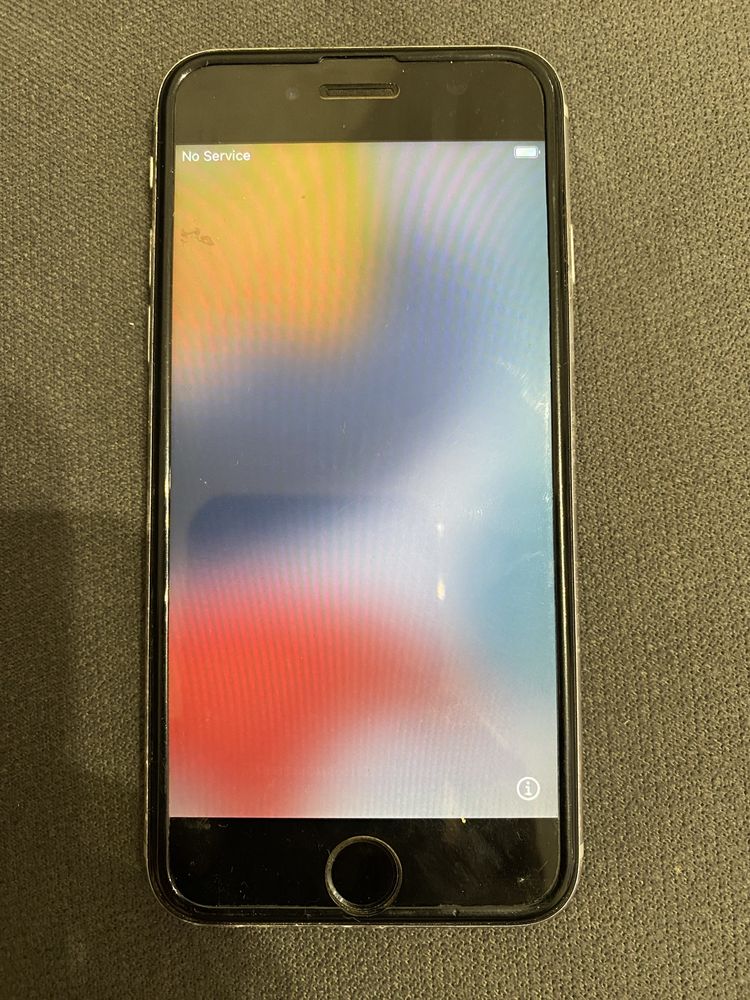 Телефон IPhone 6S