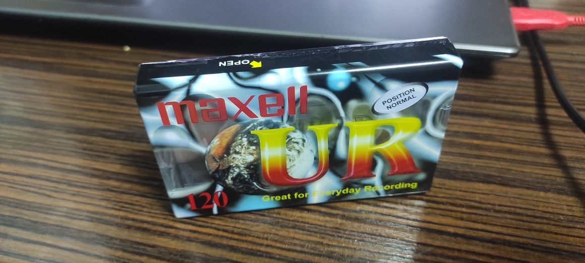 Аудиокассета новая maxell ur 120