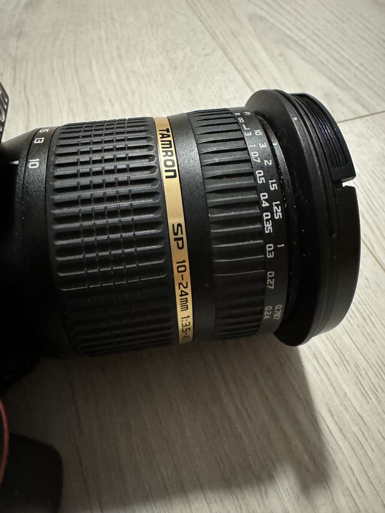 Nikon d7100 pachet complet - 3 obiective, flash extern, 2 baterii, etc
