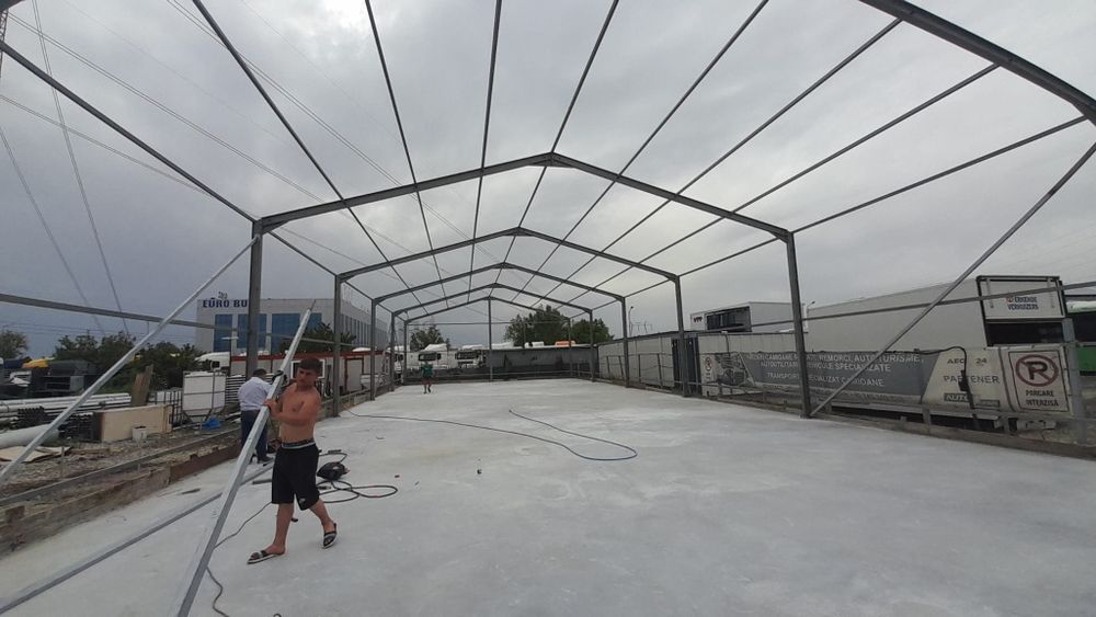 Vând structura metalica 12X30X5h ... Face și alte dimensiuni la cerere