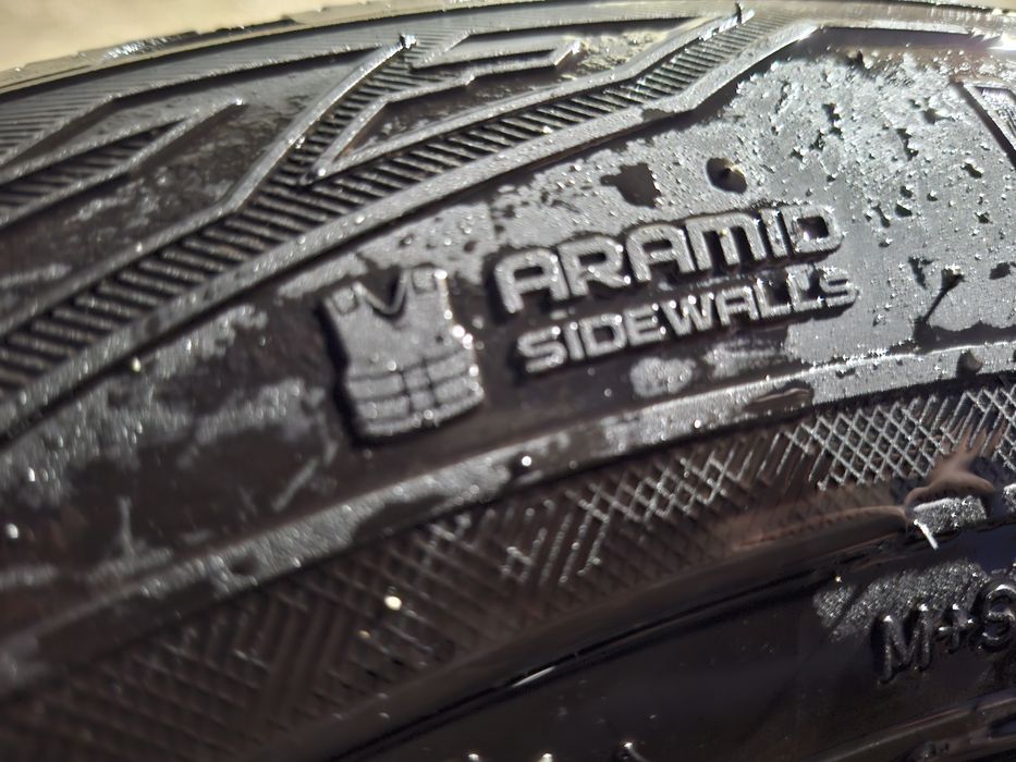 4 Anvelope 215 65 17  ALL SEAZON    Nokian WR SUV 3