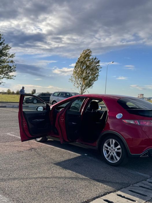 Honda Civic VIII 1.8 140 CP