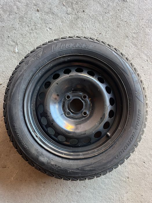 Продам шину зимнюю