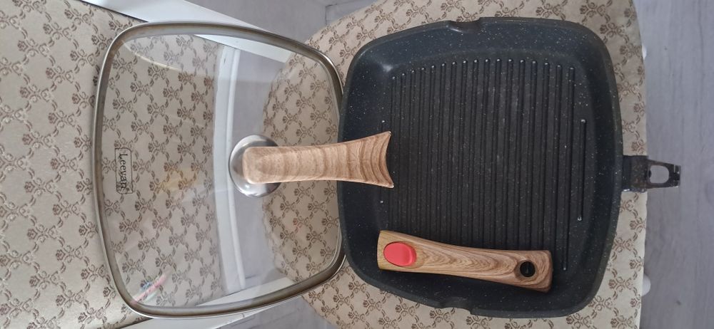 Продам посуду в одни руки