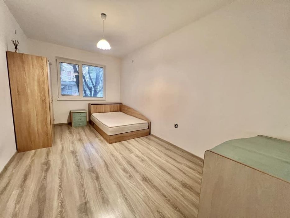 Дава се под наем Тристаен апартамент в Варна, Лятно кино Тракия - 90 кв.м за 500 € - Снимка #4