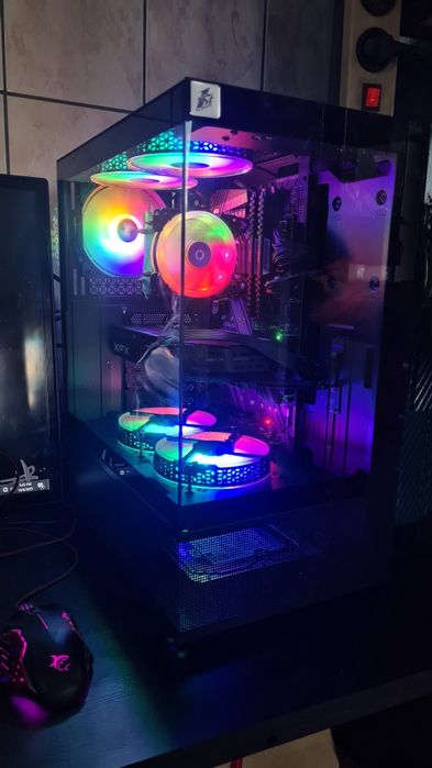 Unitate PC Gaming i7 8700 video 8GB RX 580 16GB RAM SSD