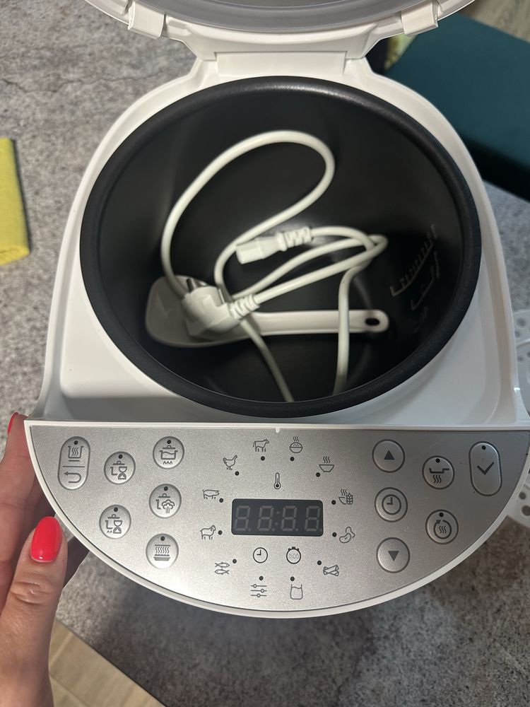 Мултикукър на philips
