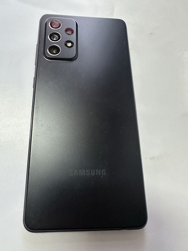 Samsung Galaxy A72 6/128 - отличен