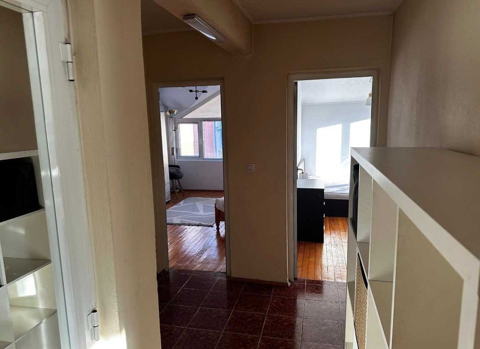 Тристаен апартамент в Центъра на Пазарджик + Паркомясто