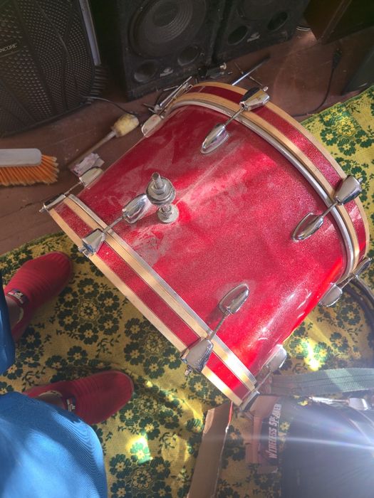 Тъпан Peace черен 20 инча червен 18 инча цената е в описанието