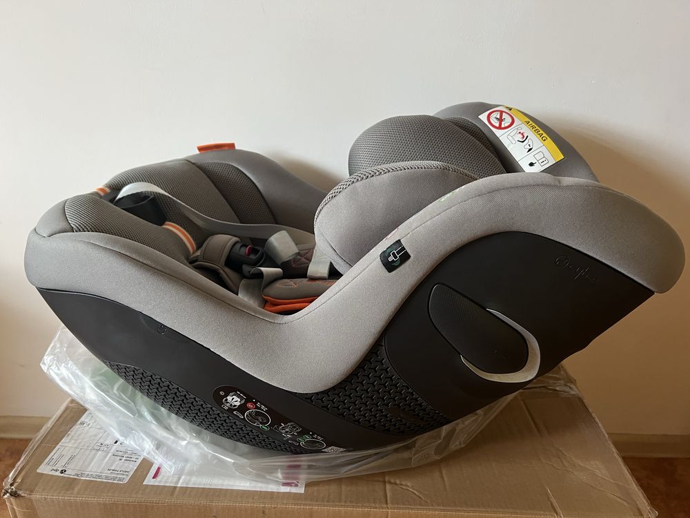 Детско/бебешко кошче за кола Cybex Sirona G i-Size Plus, Lava grey