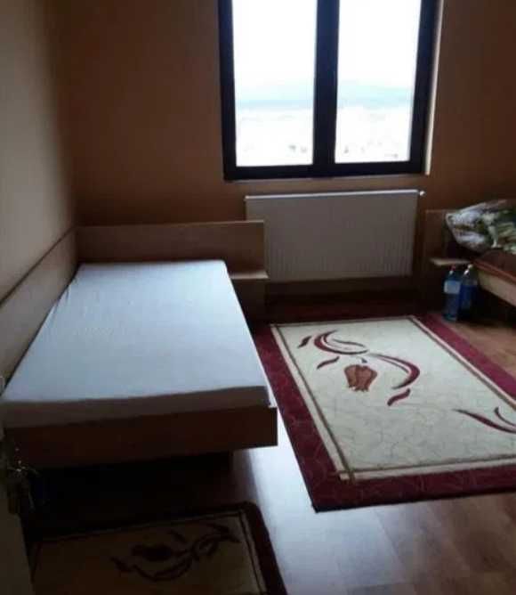 Дава се под наем Едностаен апартамент в Пловдив, Център - 45 кв.м за 204 € - Снимка #2